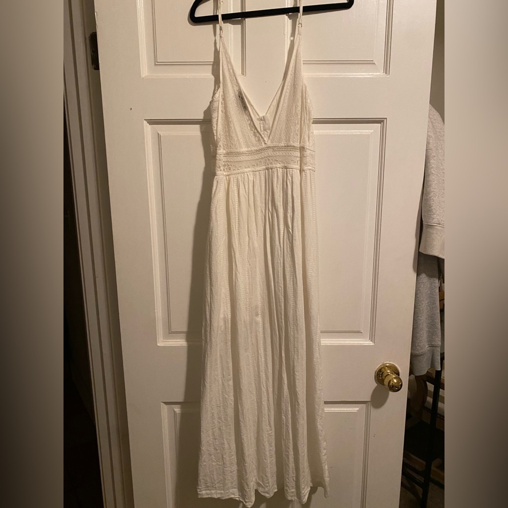 Dress Forum Los Angeles White Dress